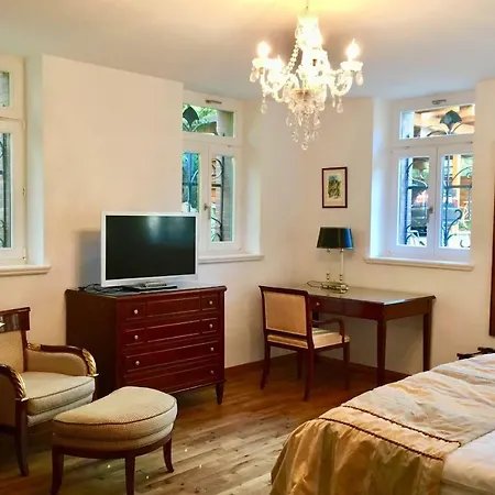 Am Bretschneiderpark Apartment